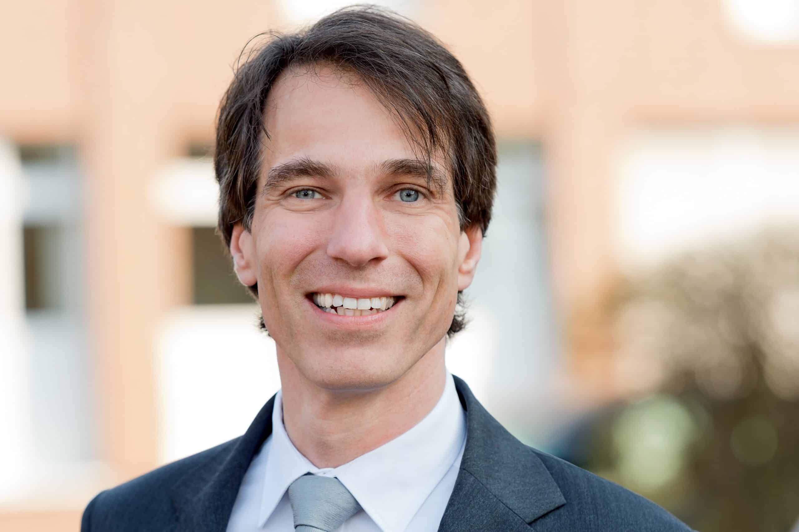 Lehrauftrag für Dr. Klaus Hans Pecher Lehrauftrag für Dr. Klaus Hans Pecher